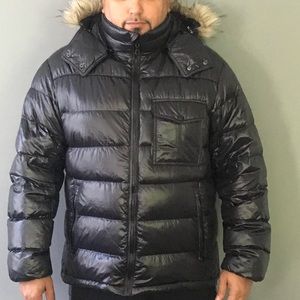 Uniqlo hooded puffer jacket
